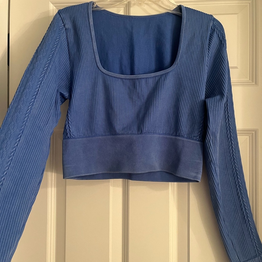 Aerie athletic cropped longsleeve top